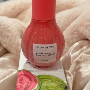 Glow Recipe Guava Vitamin C Dark Spot Serum
